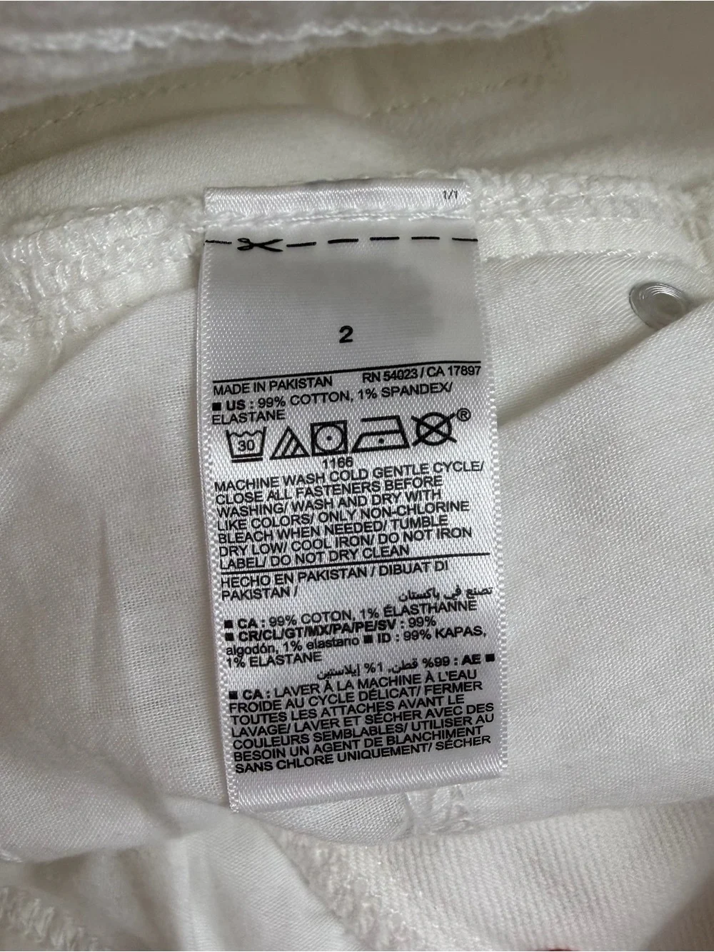 Old Navy Shorts Womens 2 White Jean Denim OG Straight 5 Inch Inseam NWT NEW